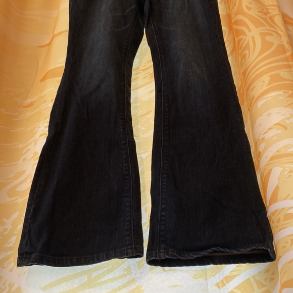 Charlotte Ruse bootcut curvy jeans size 6 - Picture 2 of 6